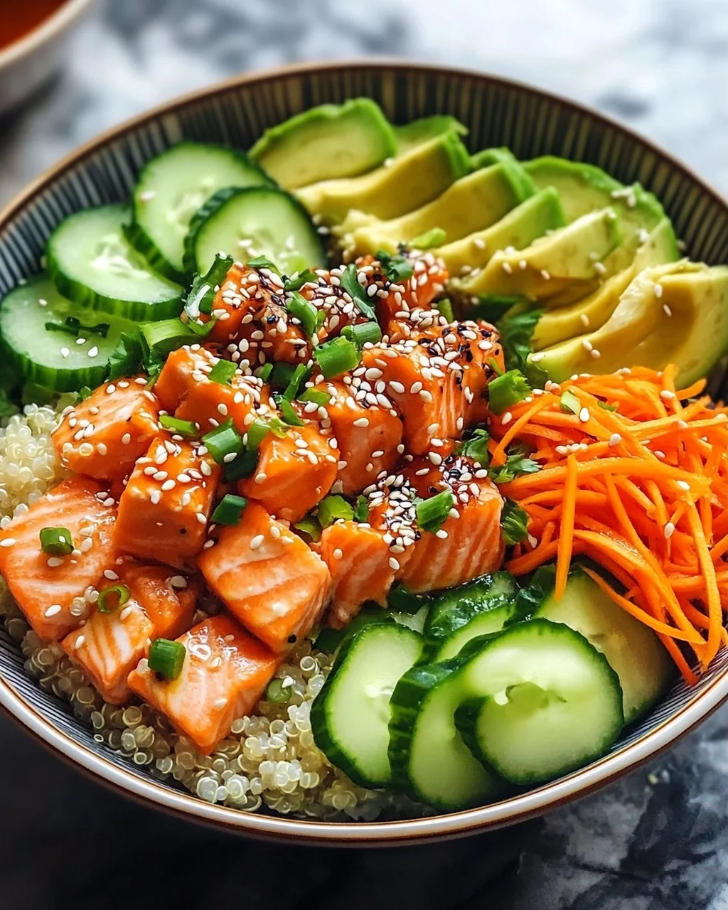 Einfache Lachs Bowl: Leckeres Rezept für jeden Tag!