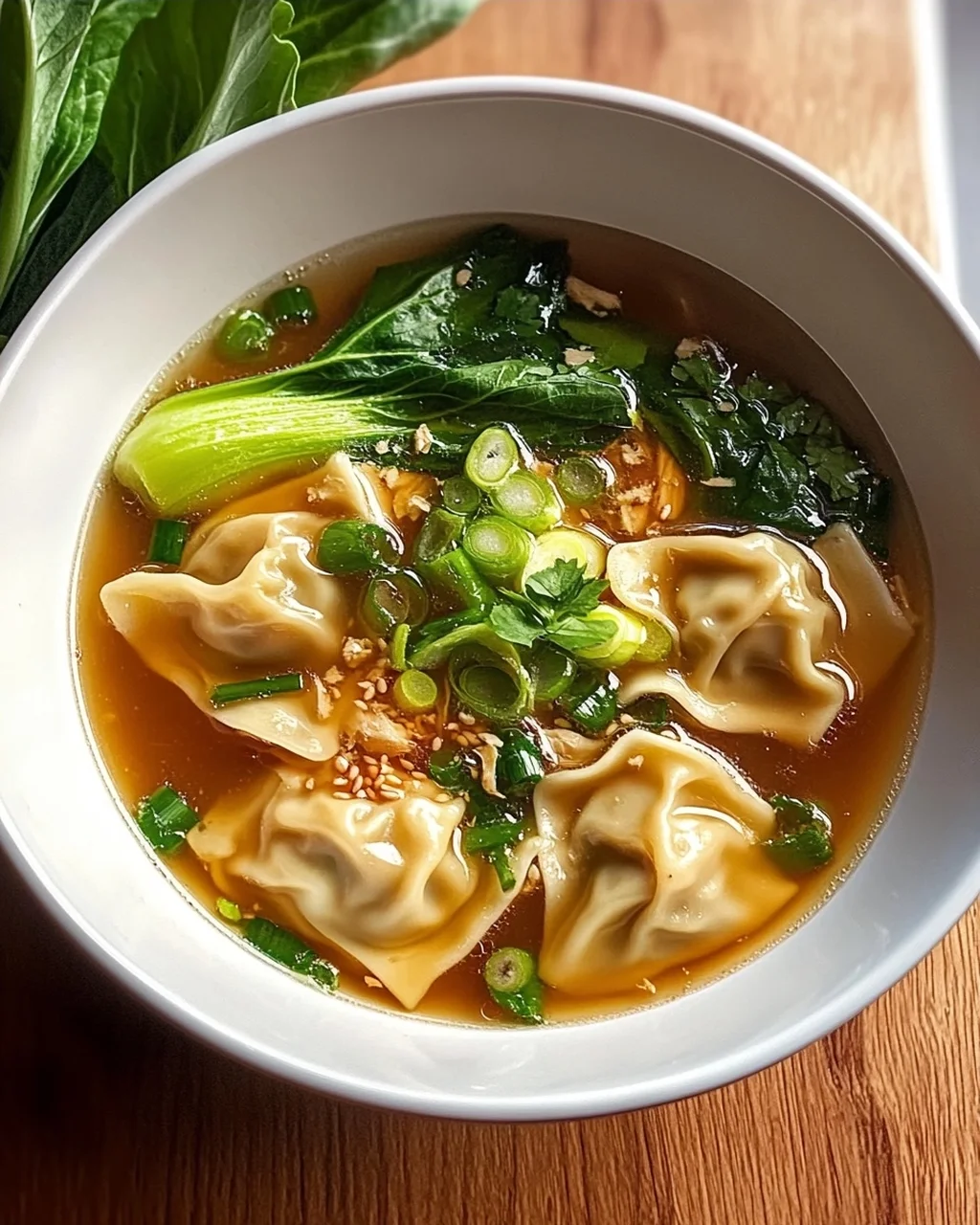 Hähnchen Ingwer Wonton Suppe: Herzhaft & Lecker mit Pak Choi!